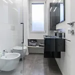 Daire Just Urban - 2br 2 Bathrooms With Balconies -city Life & M5 Milano