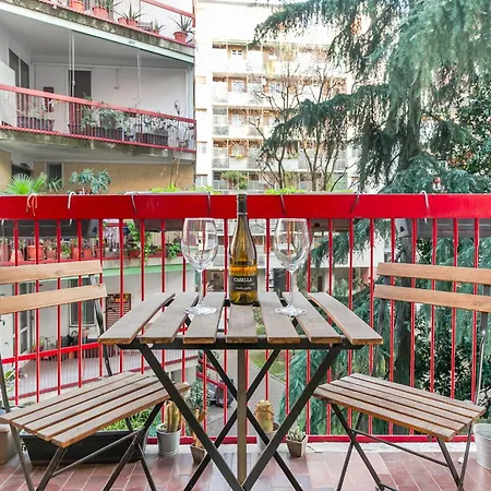 Daire Just Urban - 2br 2 Bathrooms With Balconies -city Life & M5 *